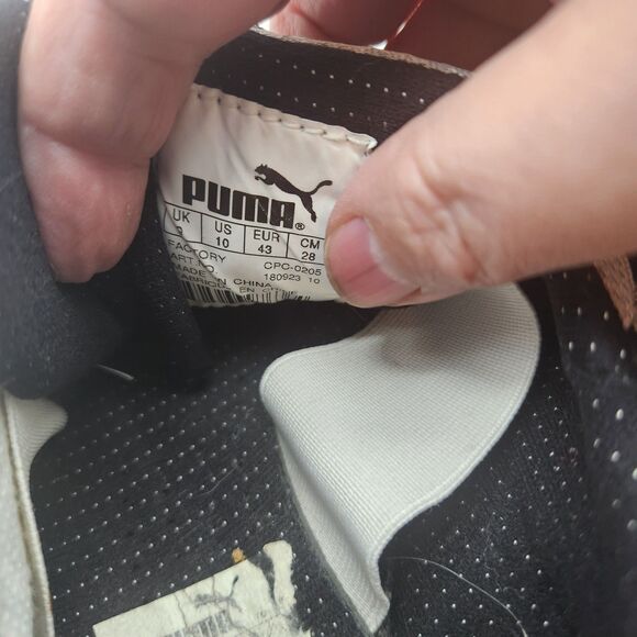 Puma Size 10 Mens Soccer Football Cleats - Picture 8 of 8